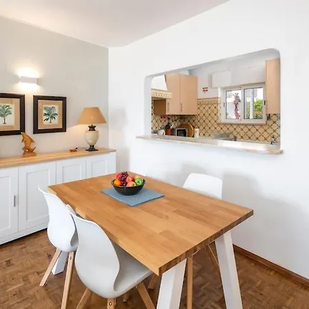 Seascape - Escape To The Seaside Appartement *